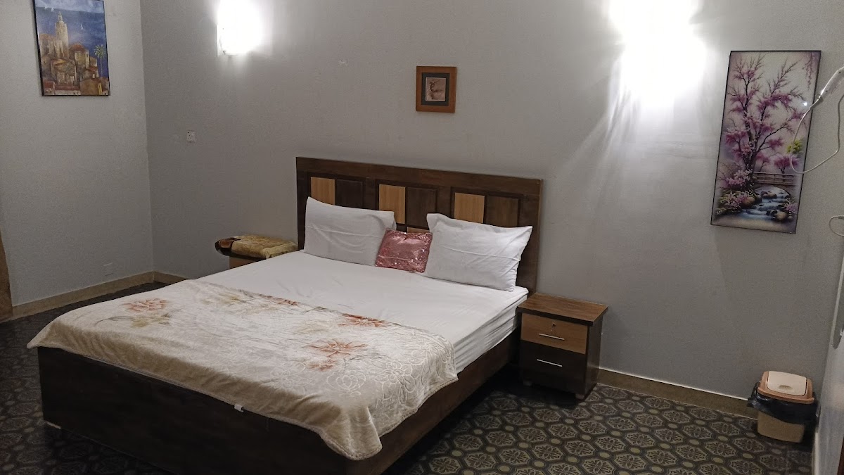 Hotel royalinn one family hotel — photo 8