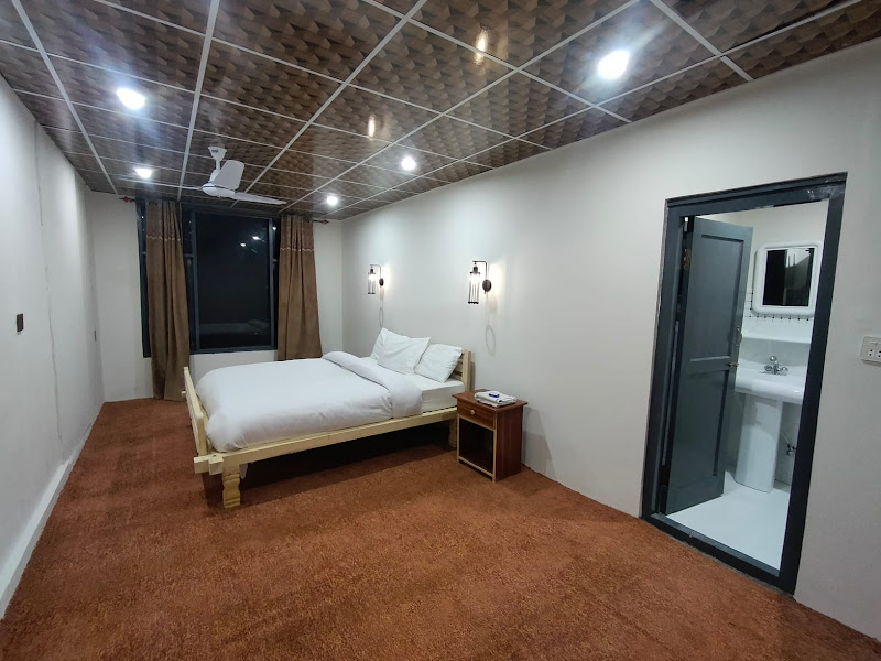 The Hunza Lodge By Folks - boys hostel in Karimabad, Gilgit-Baltistan