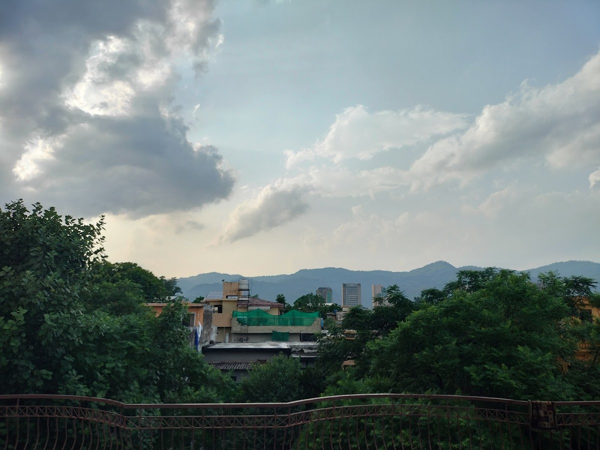 SAFARSTAY GUEST HOUSE — photo 9