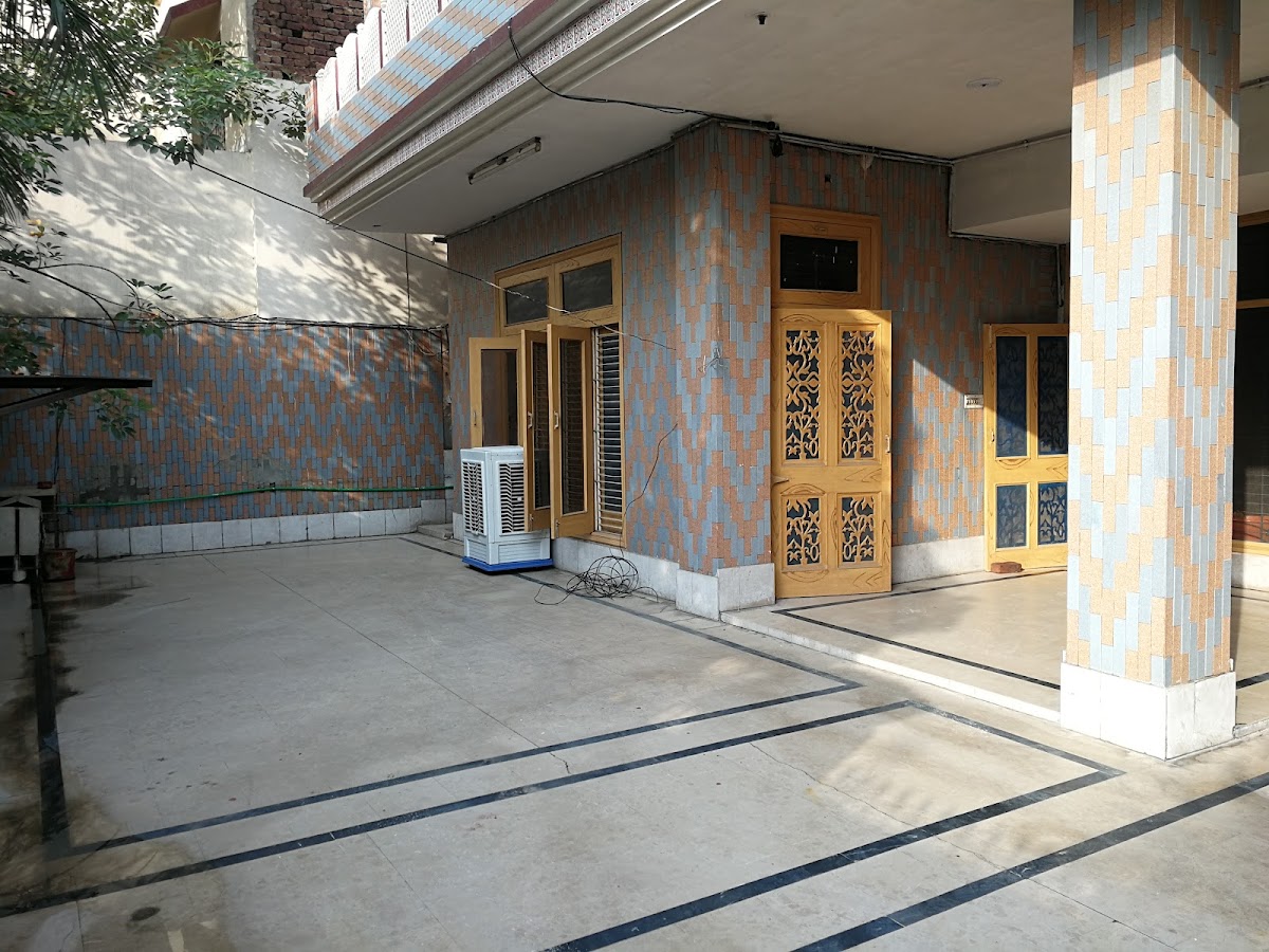 Five Star Girls Hostel - girls hostel in Faisalabad, Punjab