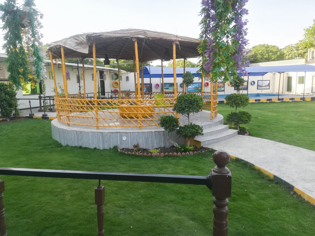 Seth jii Farm House - coed hostel in Karachi, Sindh