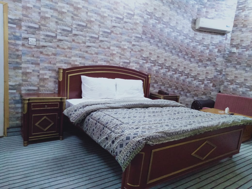 Golden palace guest house — photo 9