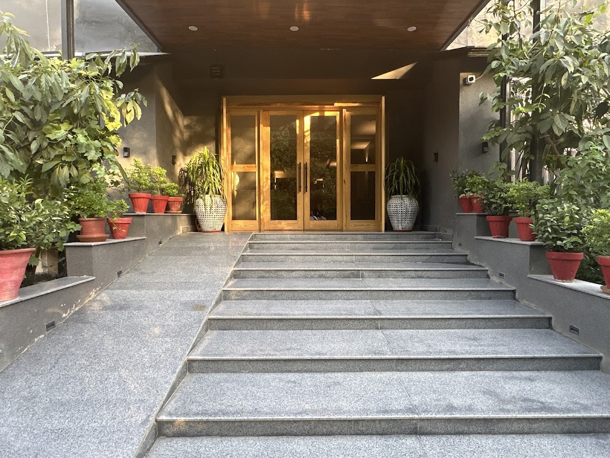The Garden Hotel — photo 7