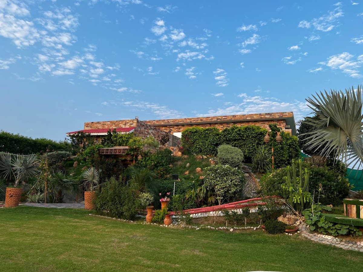 Hill View Garden Farmhouse - Barki Road, Lahore — photo 7