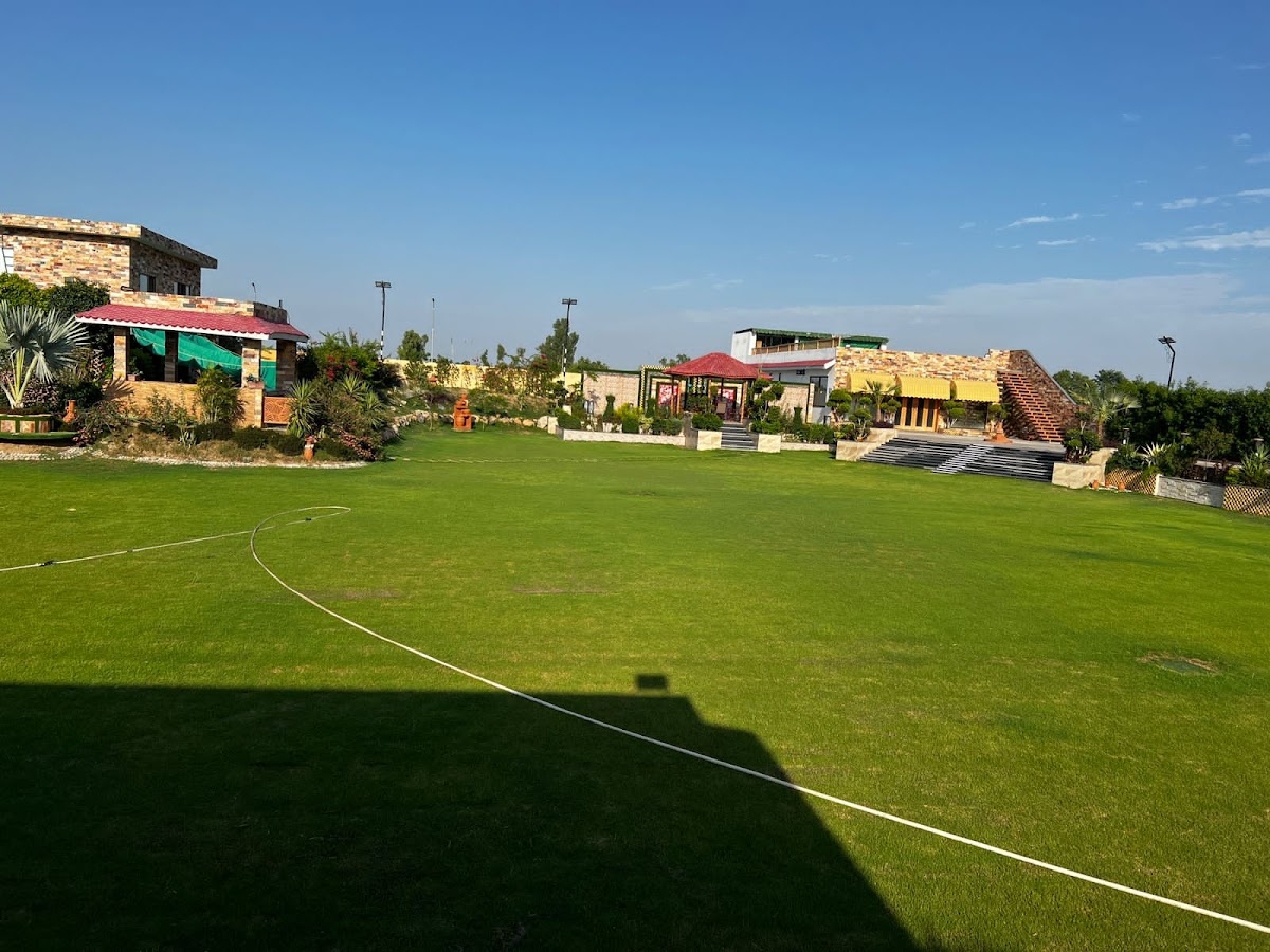 Hill View Garden Farmhouse - Barki Road, Lahore — photo 8