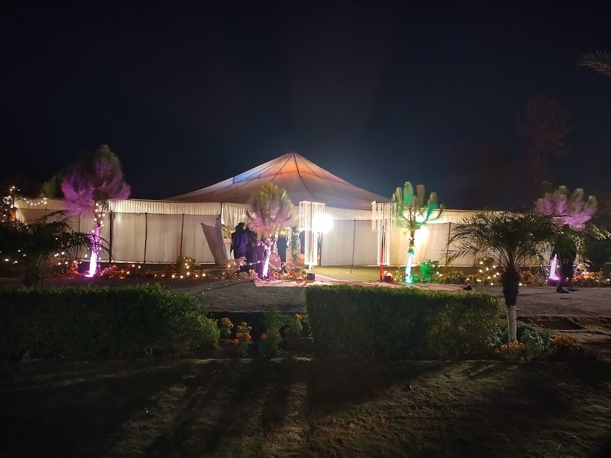 Qazi Farm House — photo 9