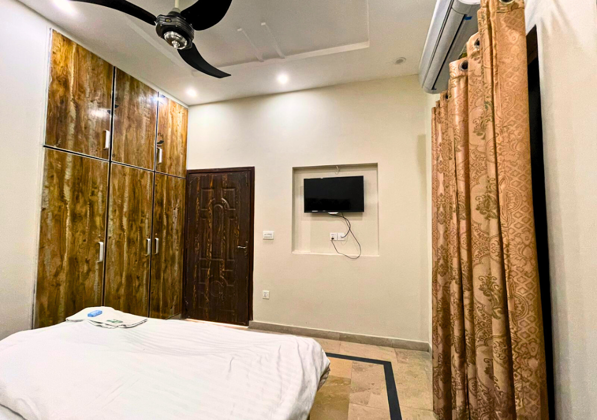 Dove inn Hotel near Shaukat Khanum Hospital — photo 10