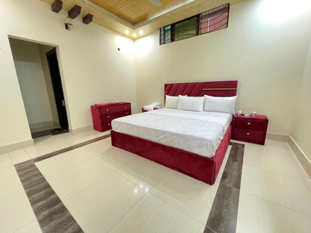 Every Lodge Guest House — photo 6