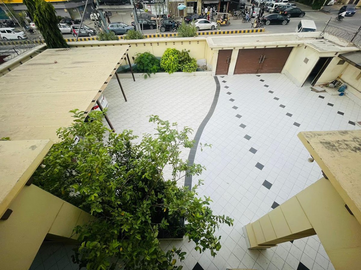 Family Guest House - coed hostel in Karachi, Sindh