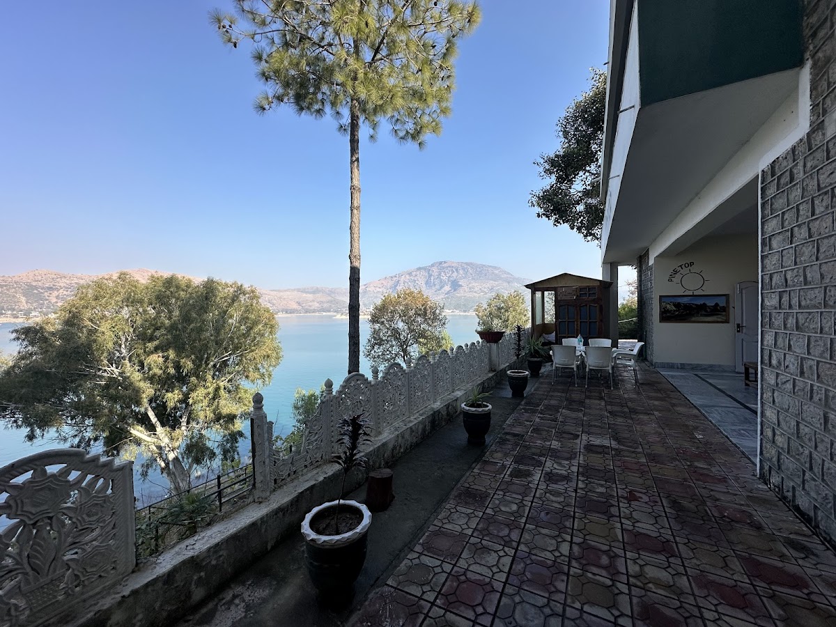 PINETOP RESORT Khanpur Dam - boys hostel in Haripur, Khyber Pakhtunkhwa