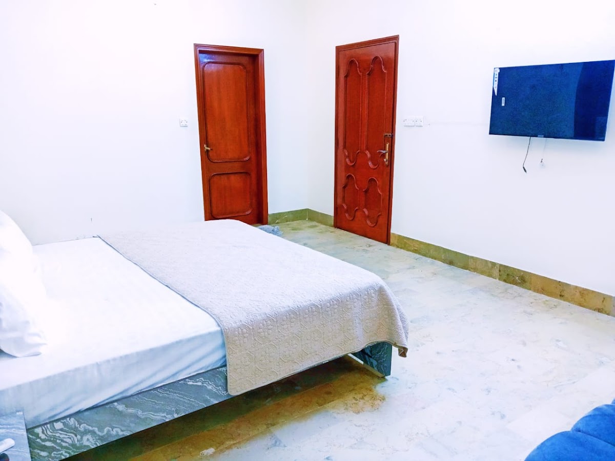 DHA Premium Guest House — photo 9