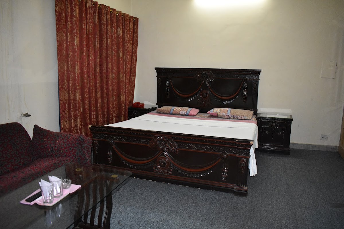 Paramdi international guest house — photo 8
