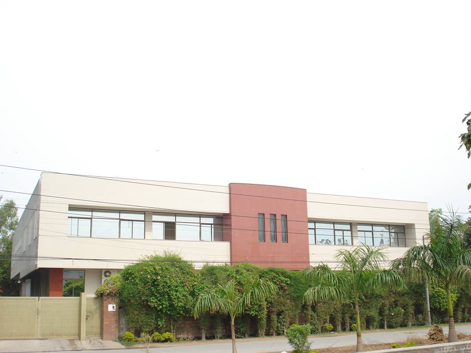 Sheeraz Girls Hostel