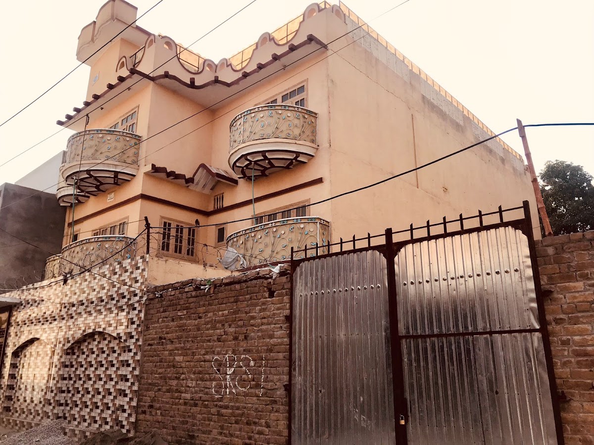 Azam Girls Hostel