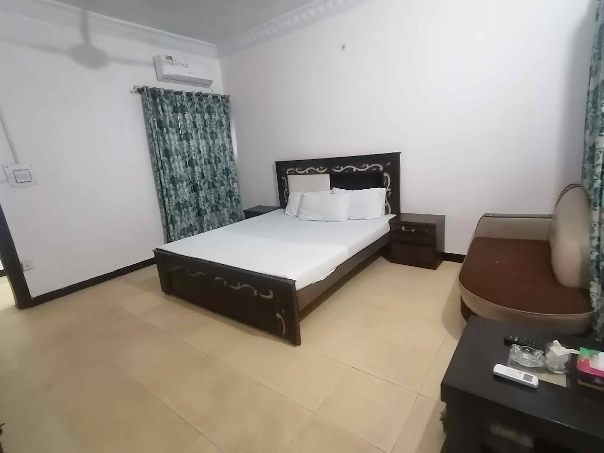 Guest House In Islamabad — photo 8