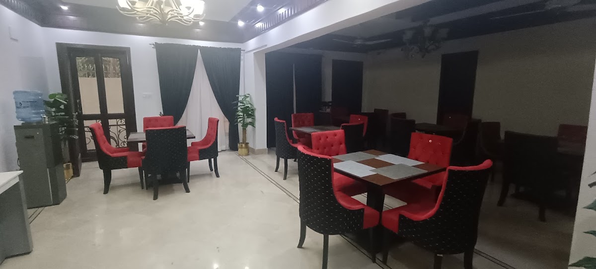 Signature Inn Islamabad F7 — photo 9