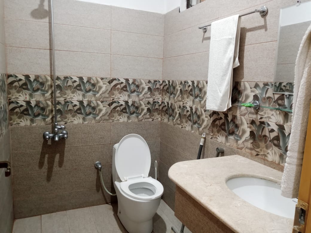 Islamabad pak palace Guest House — photo 10