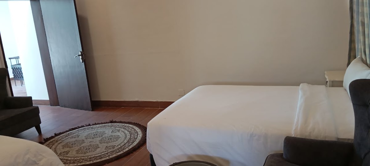 Islamabad pak palace Guest House — photo 8