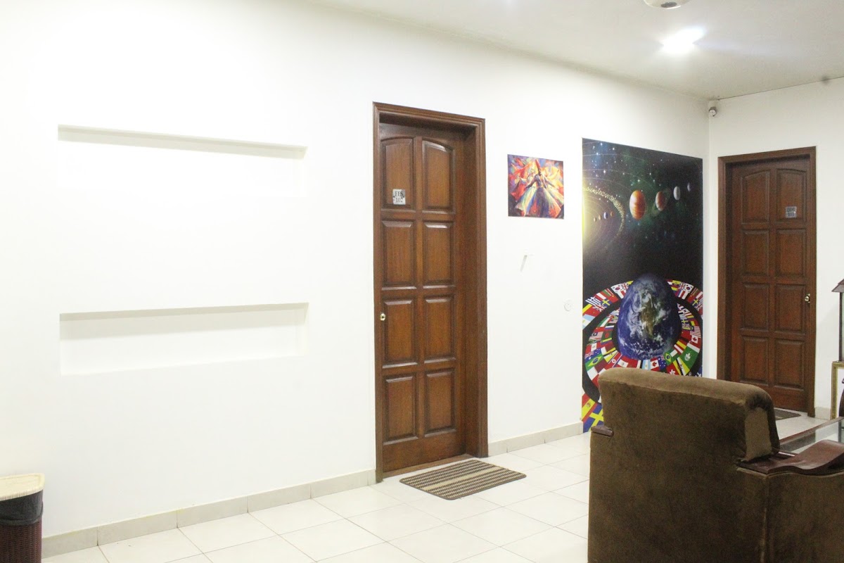Hotel Comfort Inn Karachi — photo 9