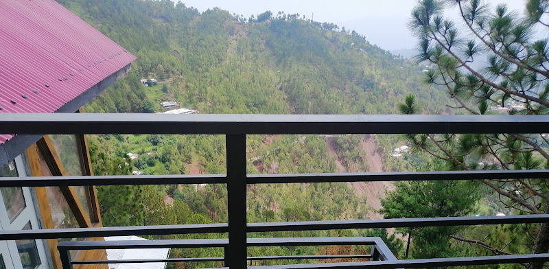 On the rocks - Murree house