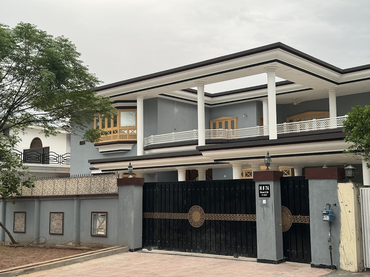 Royal Executive Inn Guest House - coed hostel in Islamabad, Capital Territory