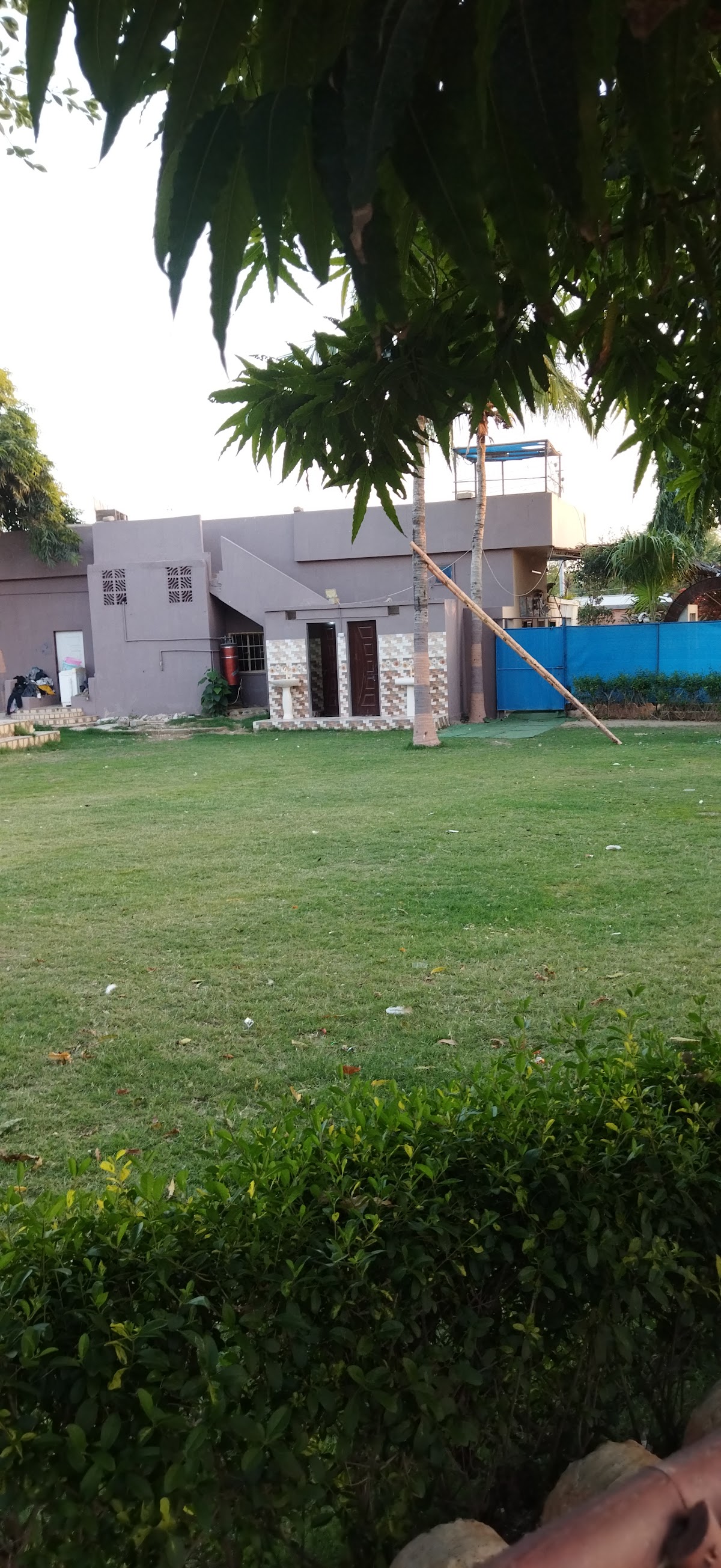 S.S nasir FARM HOUSE Opposite to Karachi Public School