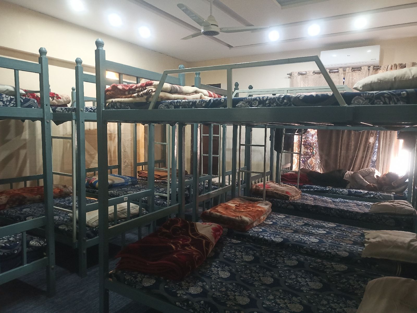 Hamidiye Foundation Boys Hostel — photo 12