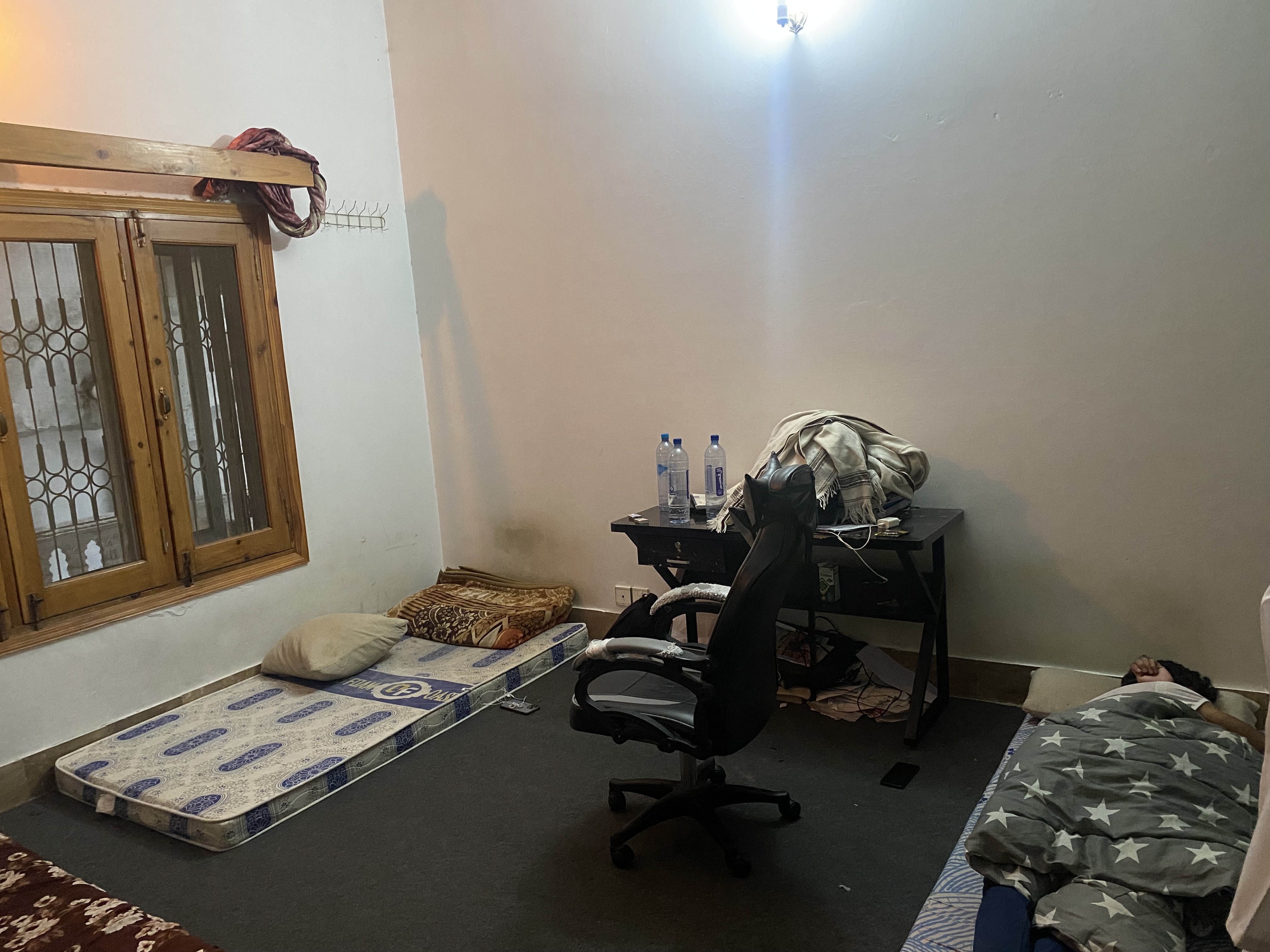 2 seater room